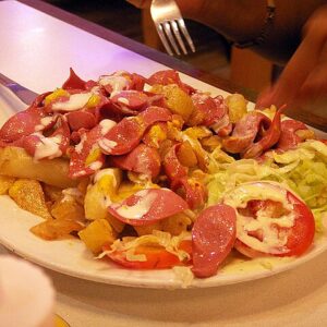SALCHIPAPAS